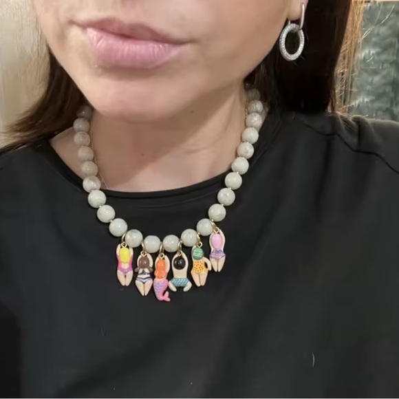 Beach Babes Beaded Charm Necklace - Picture 7 of 16